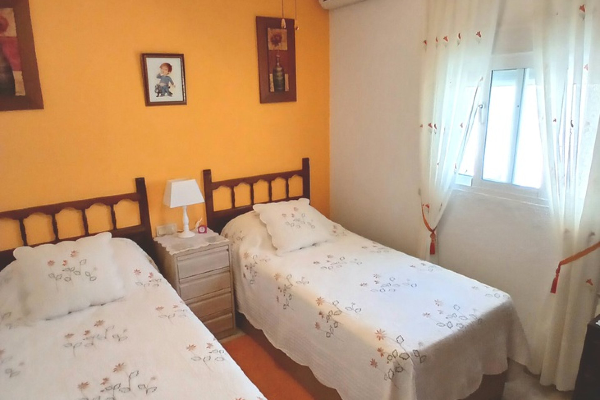 Resale - Villa / House - Orihuela Costa - El Presidente