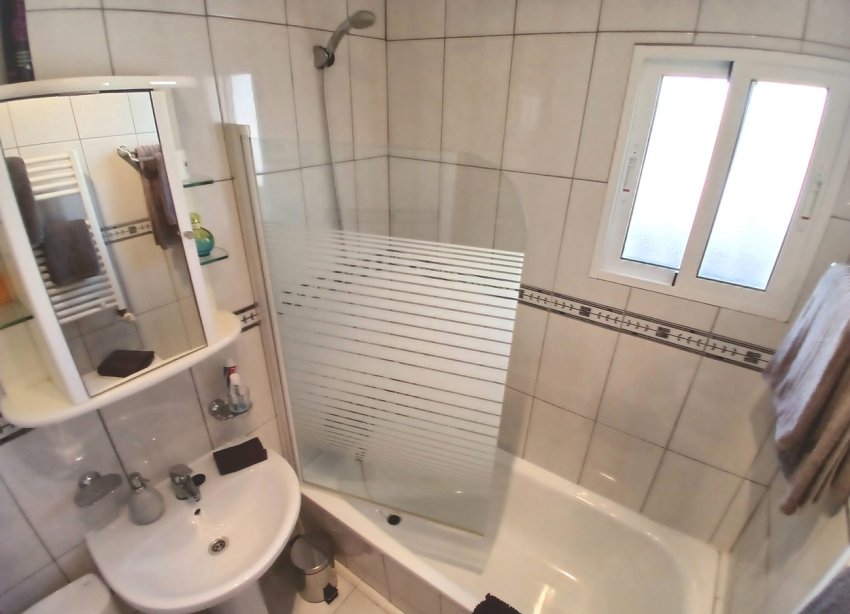 Resale - Villa / House - Orihuela Costa - El Presidente