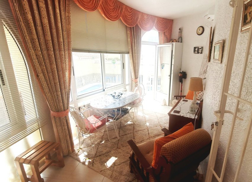 Resale - Villa / House - Orihuela Costa - El Presidente