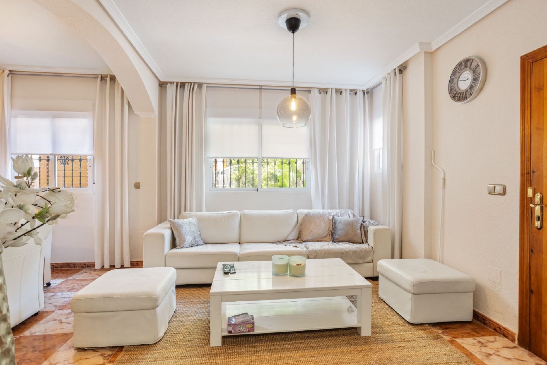 Resale - Villa / House - Orihuela Costa - La Regia
