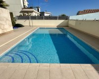 Resale - Villa / House - Orihuela Costa - La Zenia