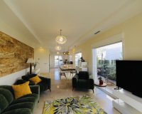 Resale - Villa / House - Orihuela Costa - La Zenia