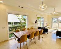 Resale - Villa / House - Orihuela Costa - La Zenia