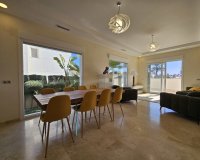 Resale - Villa / House - Orihuela Costa - La Zenia
