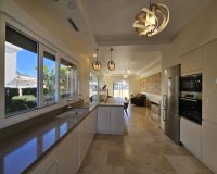 Resale - Villa / House - Orihuela Costa - La Zenia