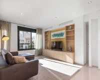 Resale - Villa / House - Orihuela Costa - La Zenia