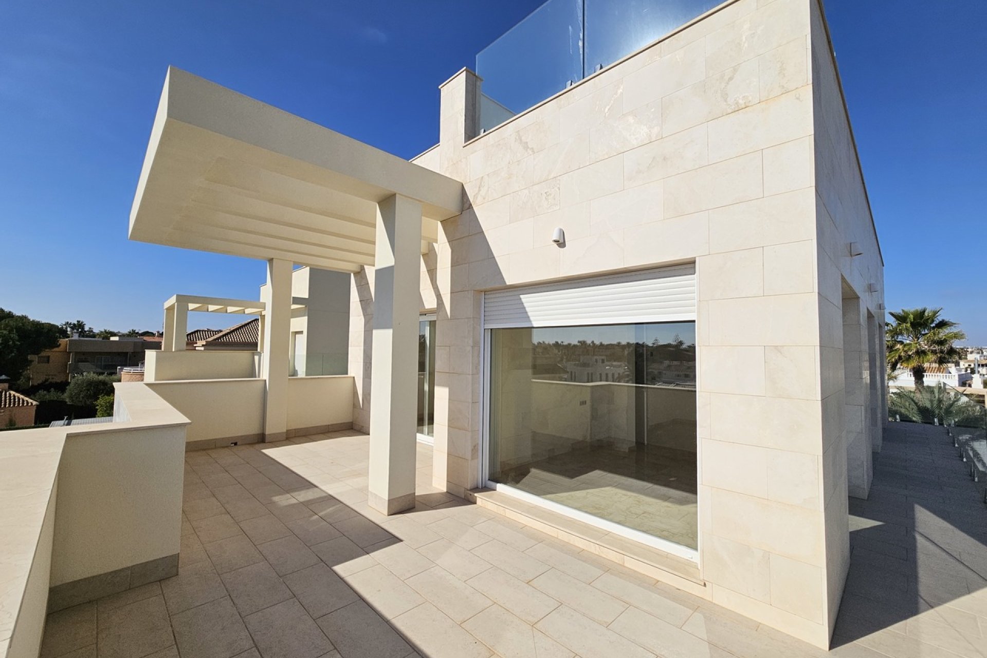 Resale - Villa / House - Orihuela Costa - La Zenia