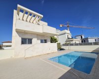 Resale - Villa / House - Orihuela Costa - La Zenia