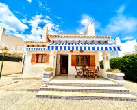 Resale - Villa / House - Orihuela Costa - La Zenia
