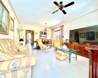 Resale - Villa / House - Orihuela Costa - La Zenia