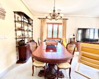 Resale - Villa / House - Orihuela Costa - La Zenia