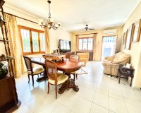 Resale - Villa / House - Orihuela Costa - La Zenia