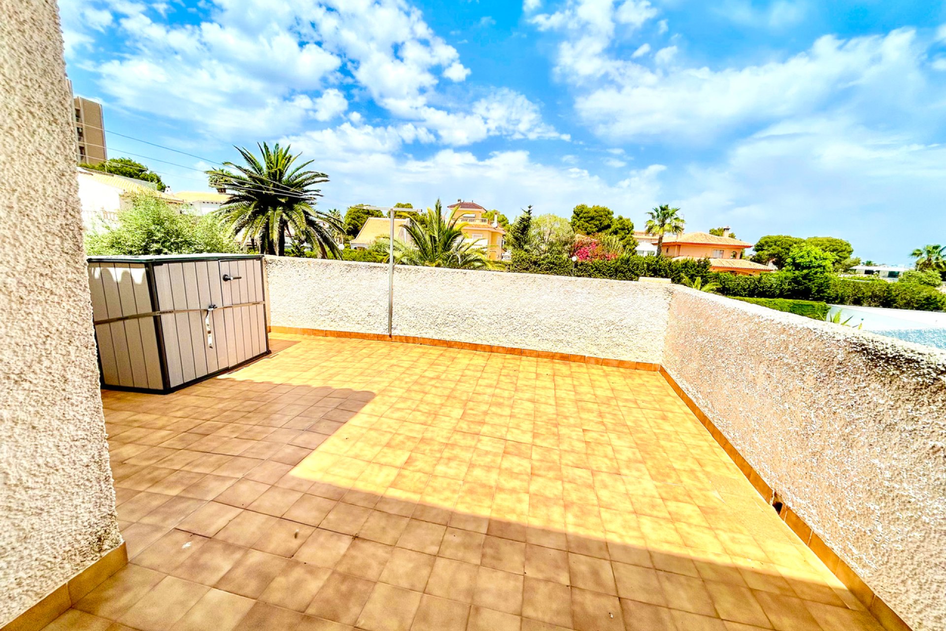 Resale - Villa / House - Orihuela Costa - La Zenia