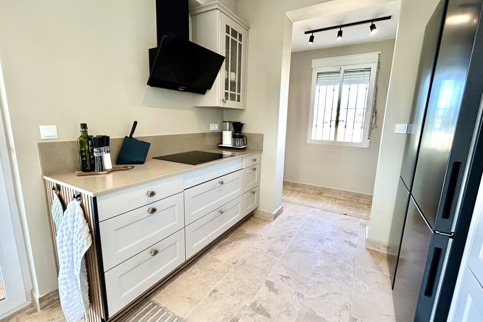 Resale - Villa / House - Orihuela Costa - La Zenia