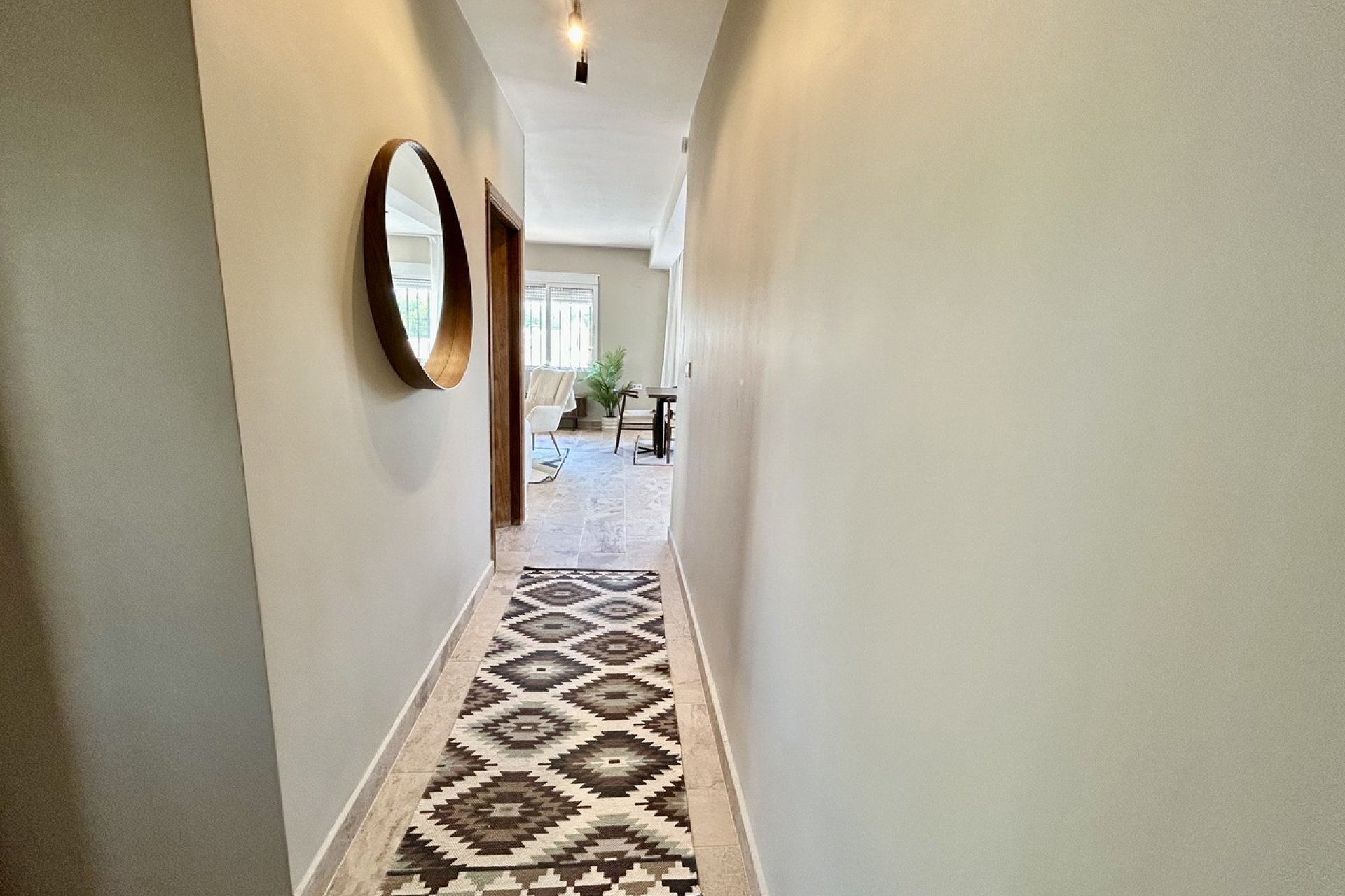 Resale - Villa / House - Orihuela Costa - La Zenia