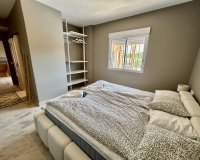Resale - Villa / House - Orihuela Costa - La Zenia