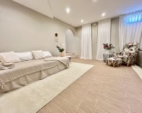 Resale - Villa / House - Orihuela Costa - La Zenia