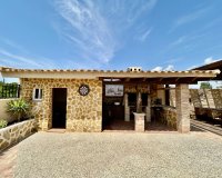 Resale - Villa / House - Orihuela Costa - La Zenia