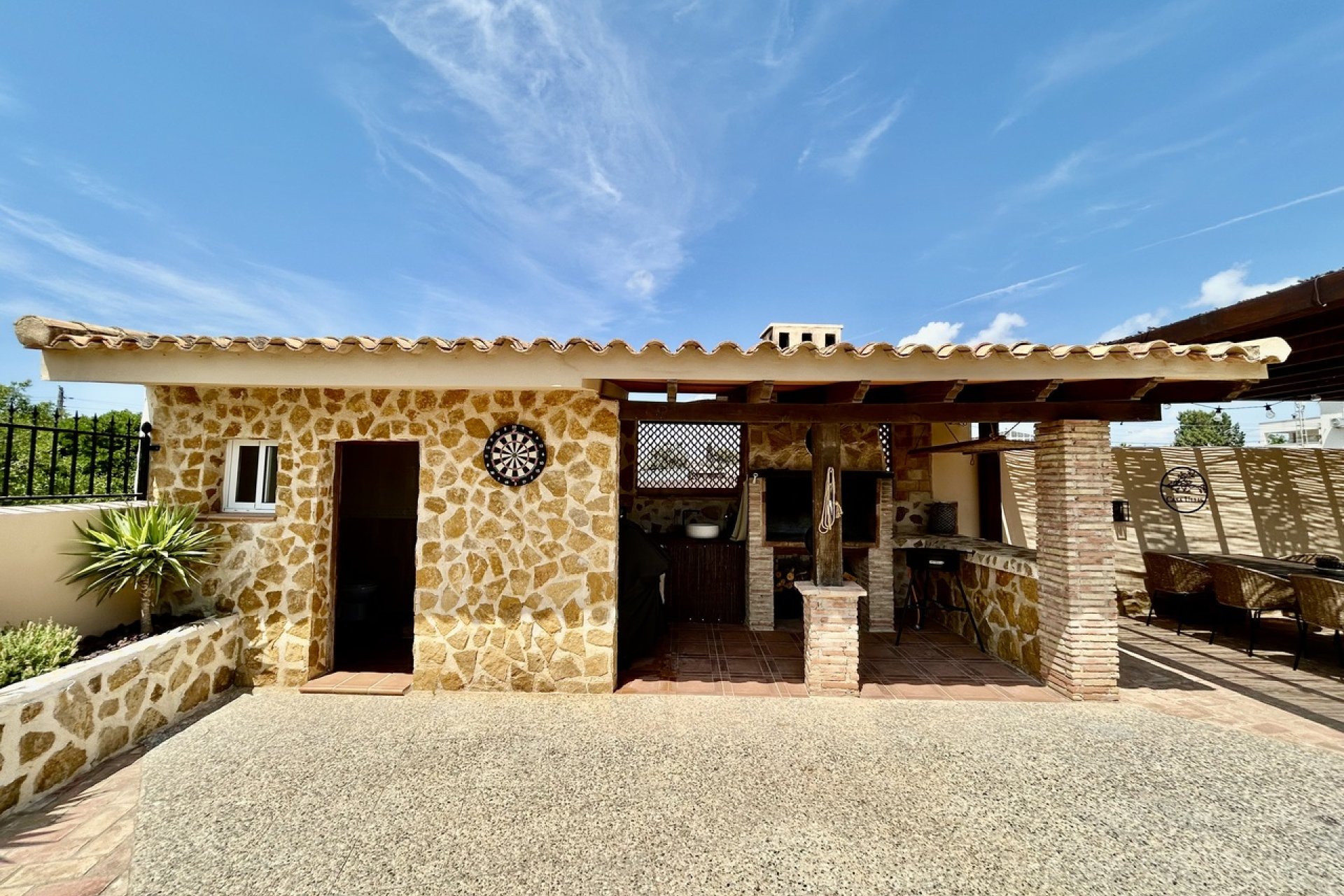 Resale - Villa / House - Orihuela Costa - La Zenia
