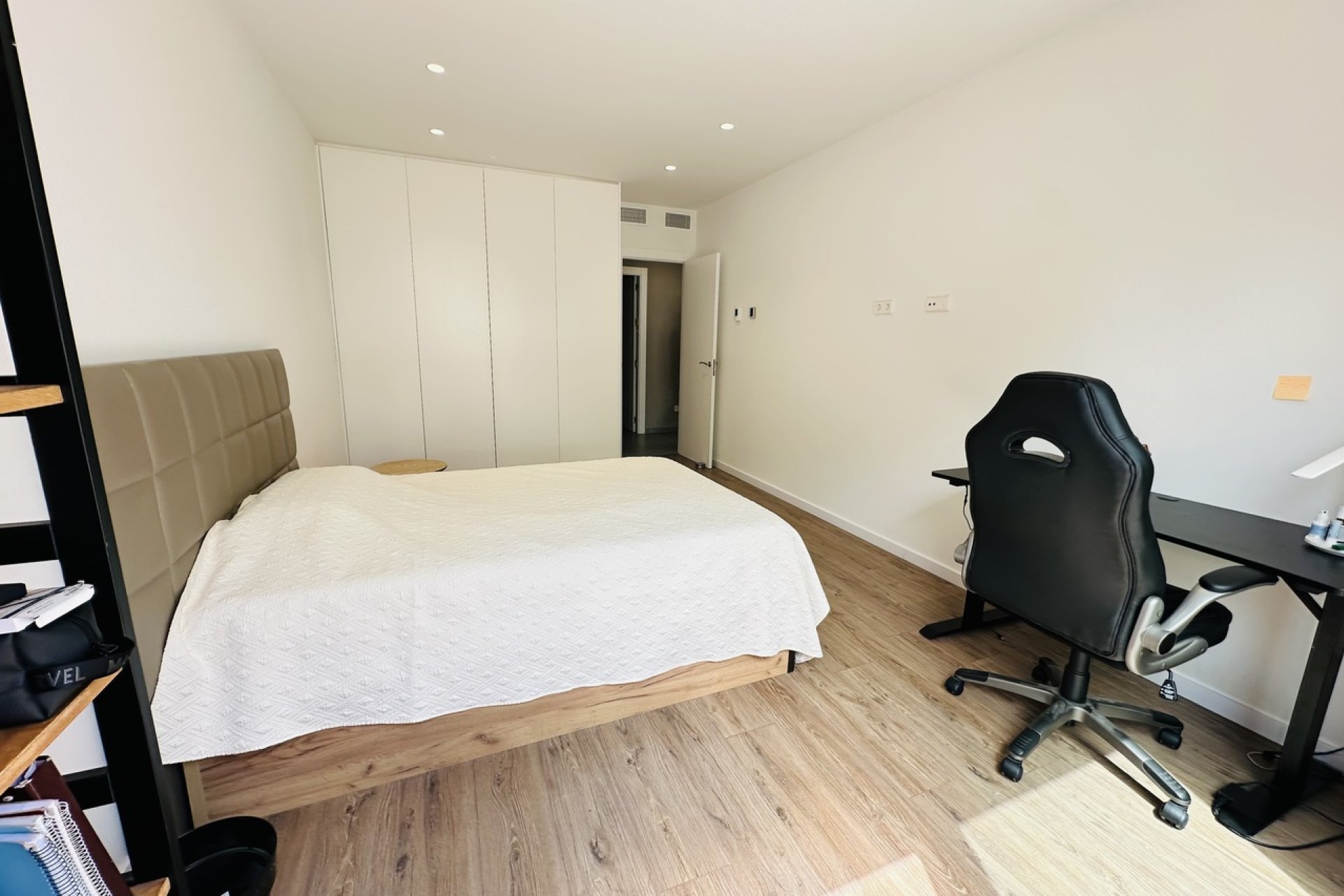 Resale - Villa / House - Orihuela Costa - Las Colinas Golf