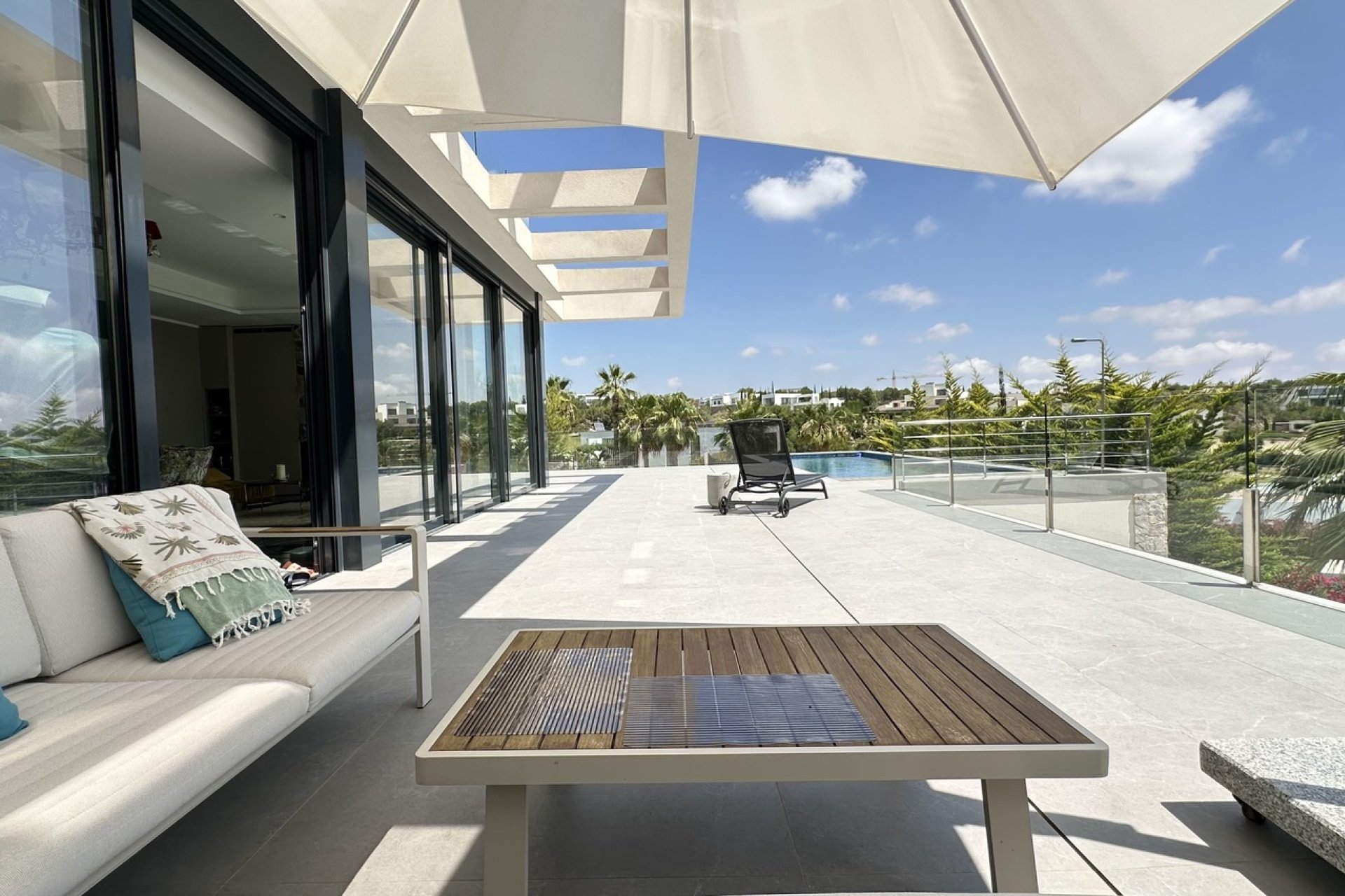 Resale - Villa / House - Orihuela Costa - Las Colinas Golf