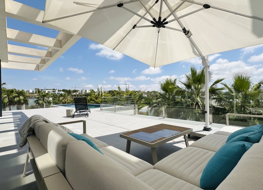 Resale - Villa / House - Orihuela Costa - Las Colinas Golf