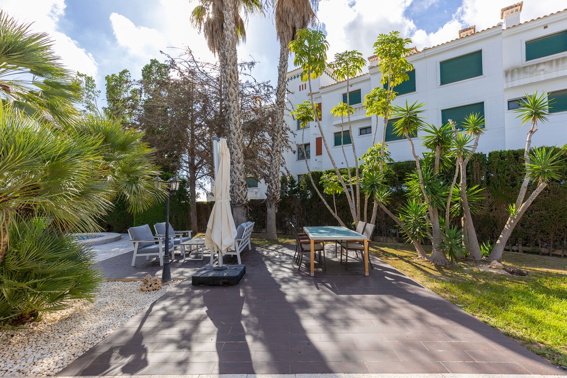 Resale - Villa / House - Orihuela Costa - Las Filipinas