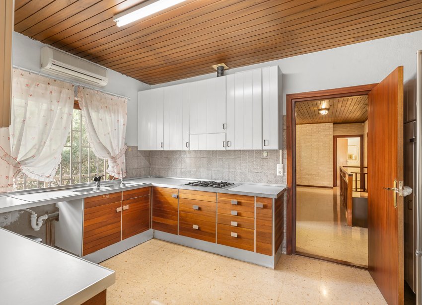 Resale - Villa / House - Orihuela Costa - Las Filipinas