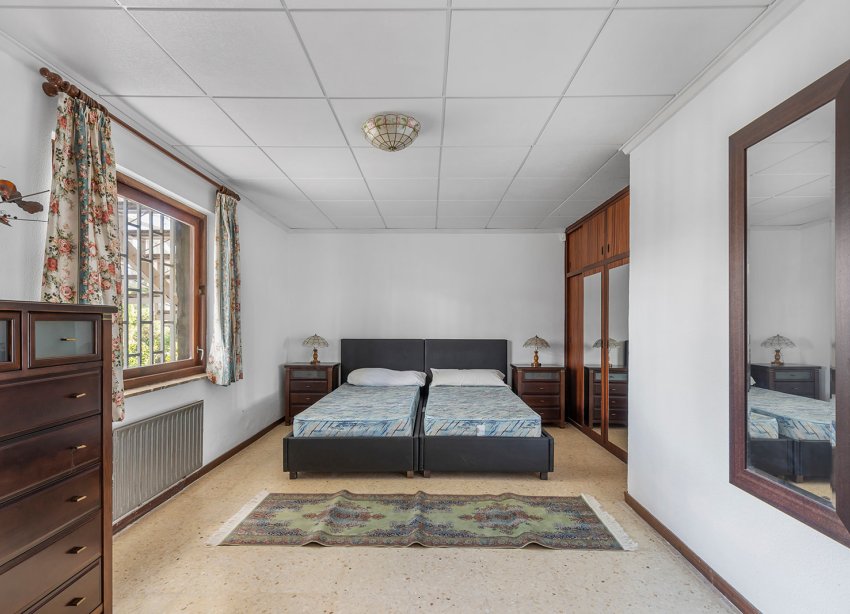 Resale - Villa / House - Orihuela Costa - Las Filipinas