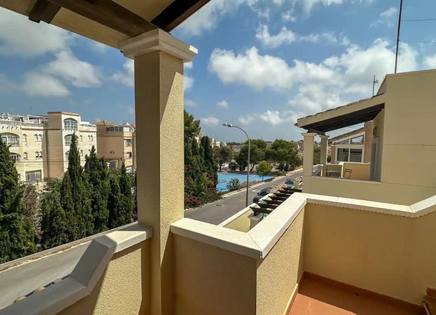 Resale - Villa / House - Orihuela Costa - Las Filipinas