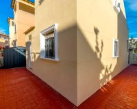 Resale - Villa / House - Orihuela Costa - Las Filipinas