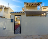 Resale - Villa / House - Orihuela Costa - Las Filipinas