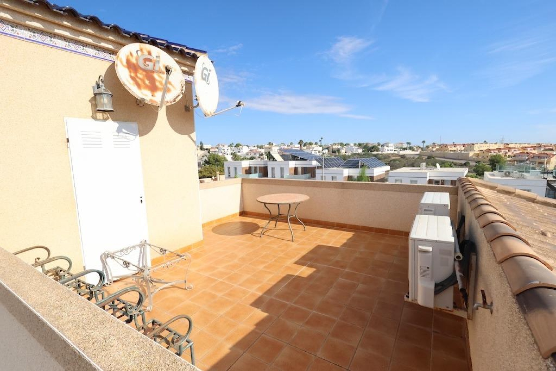 Resale - Villa / House - Orihuela Costa - Las Filipinas
