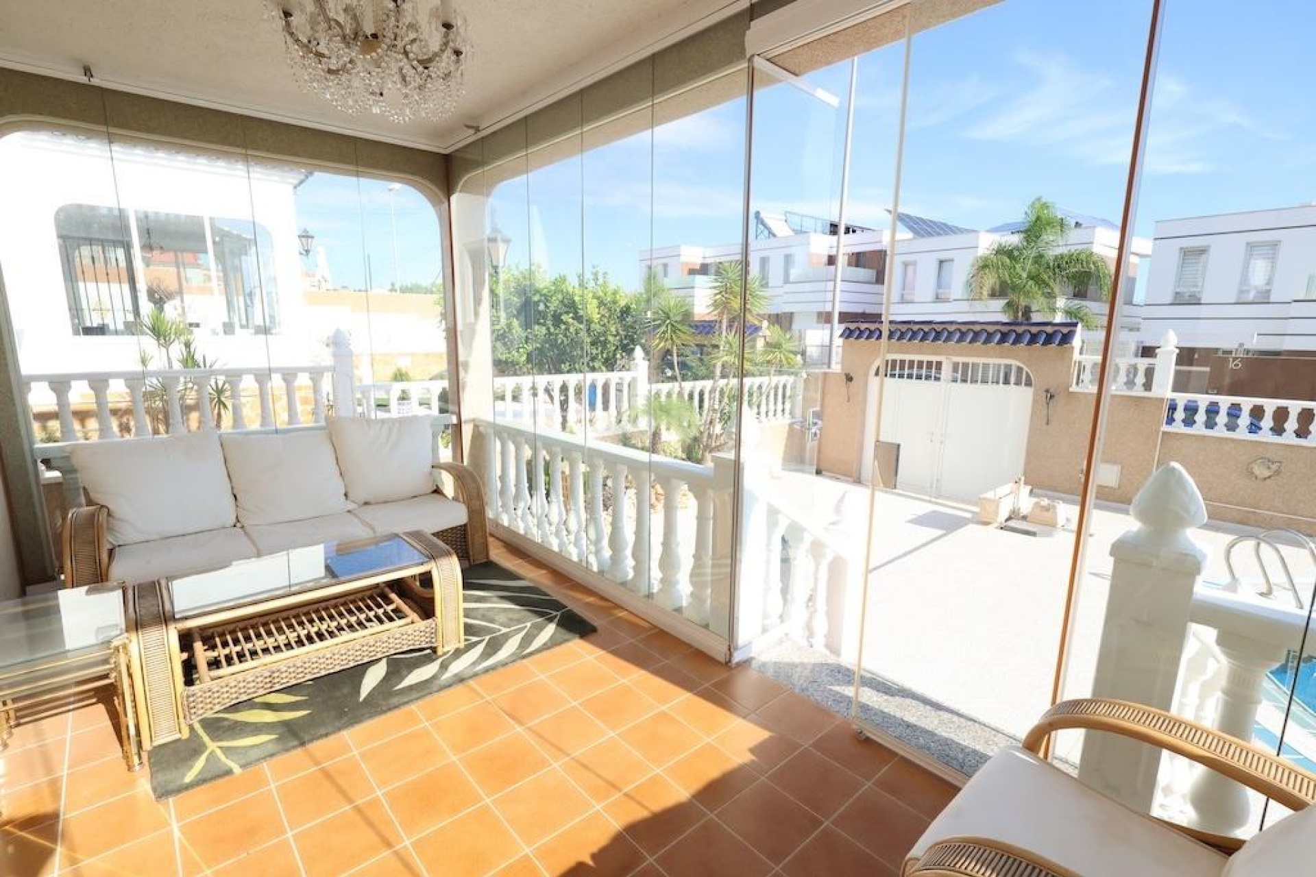 Resale - Villa / House - Orihuela Costa - Las Filipinas
