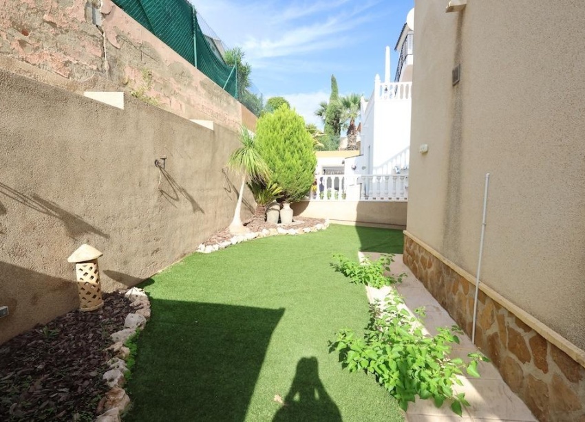 Resale - Villa / House - Orihuela Costa - Las Filipinas