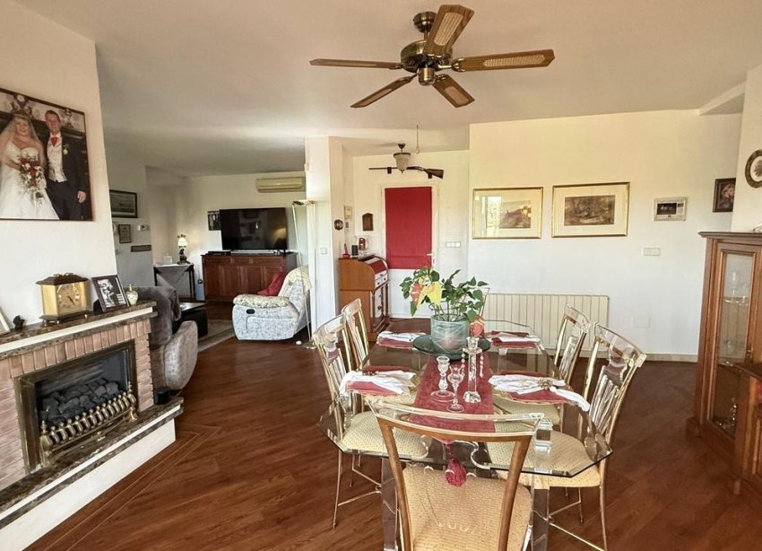 Resale - Villa / House - Orihuela Costa - Las Ramblas Golf