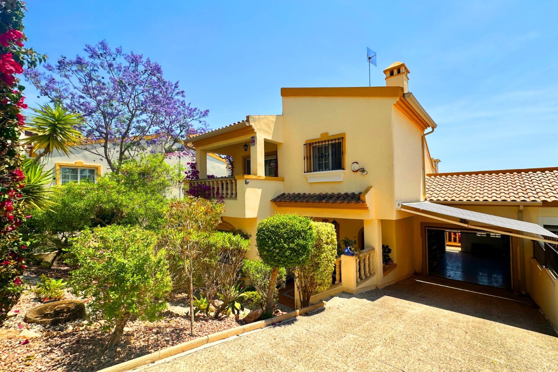 Resale - Villa / House - Orihuela Costa - Las Ramblas
