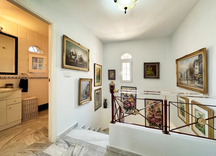Resale - Villa / House - Orihuela Costa - Las Ramblas