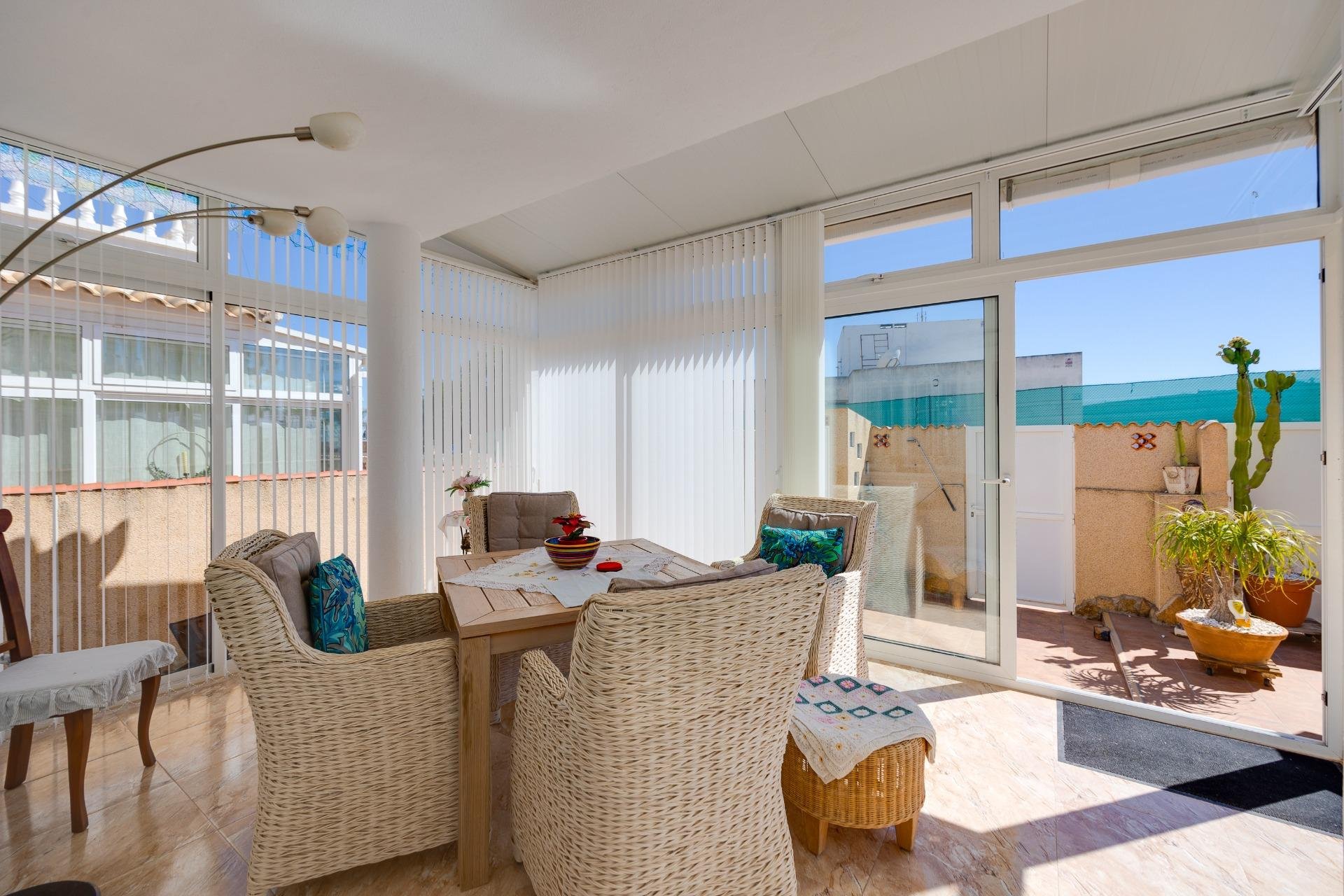 Resale - Villa / House - Orihuela Costa - Lomas de Don Juan