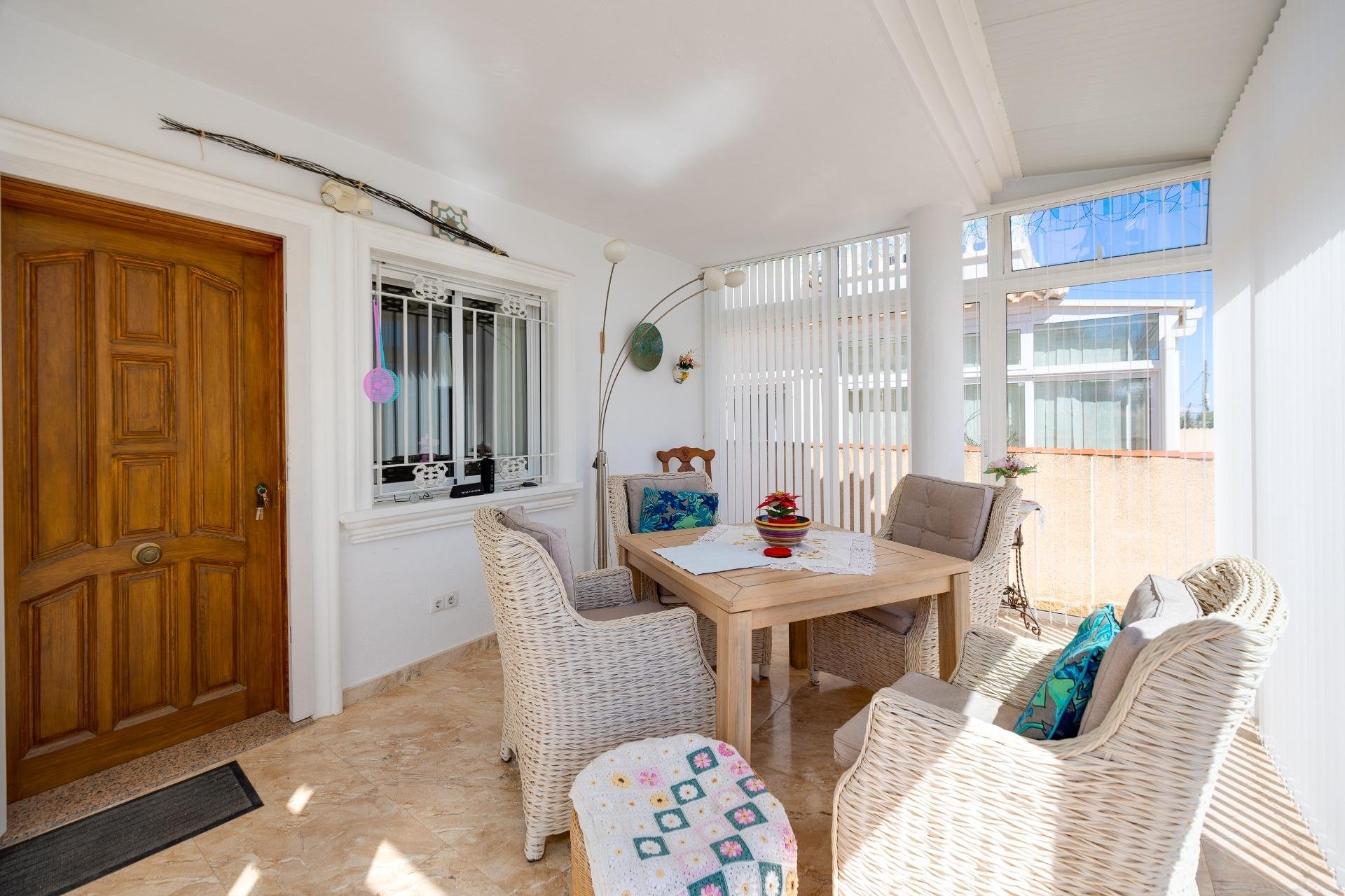 Resale - Villa / House - Orihuela Costa - Lomas de Don Juan