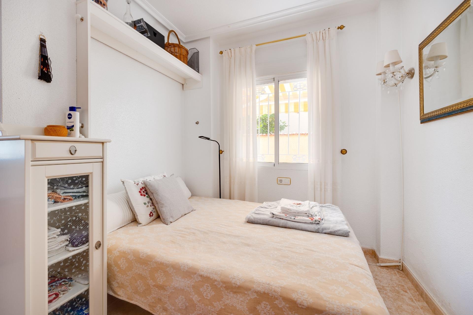 Resale - Villa / House - Orihuela Costa - Lomas de Don Juan