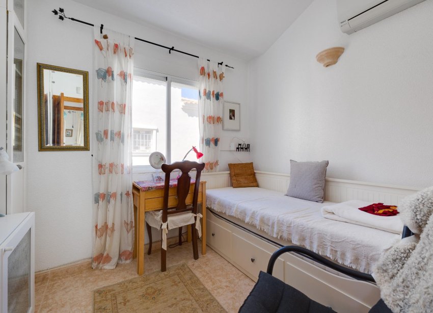 Resale - Villa / House - Orihuela Costa - Lomas de Don Juan