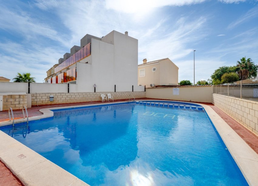 Resale - Villa / House - Orihuela Costa - Lomas de Don Juan
