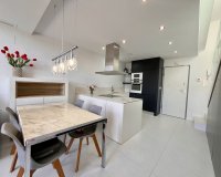 Resale - Villa / House - Orihuela Costa - Los Dolses
