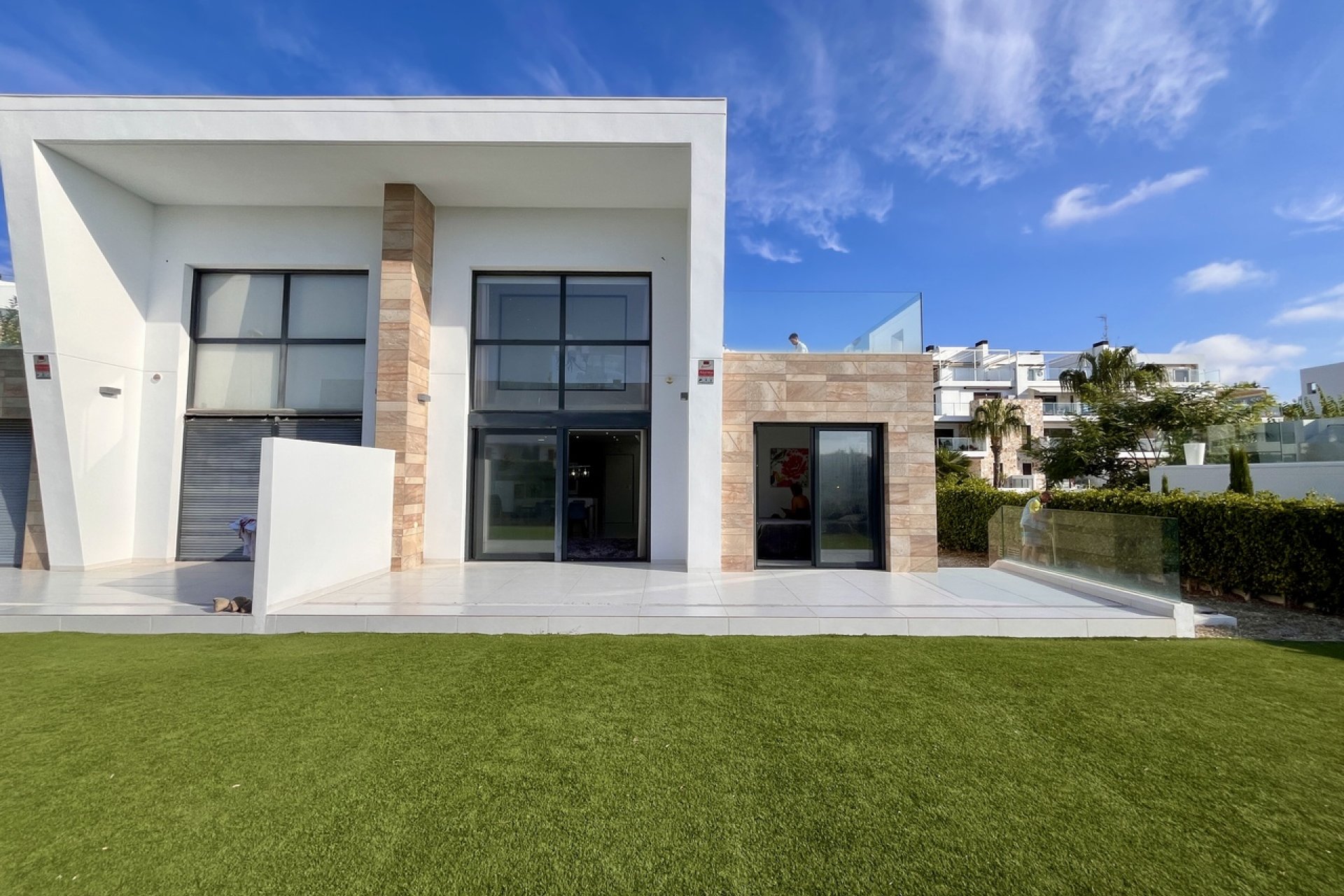 Resale - Villa / House - Orihuela Costa - Los Dolses
