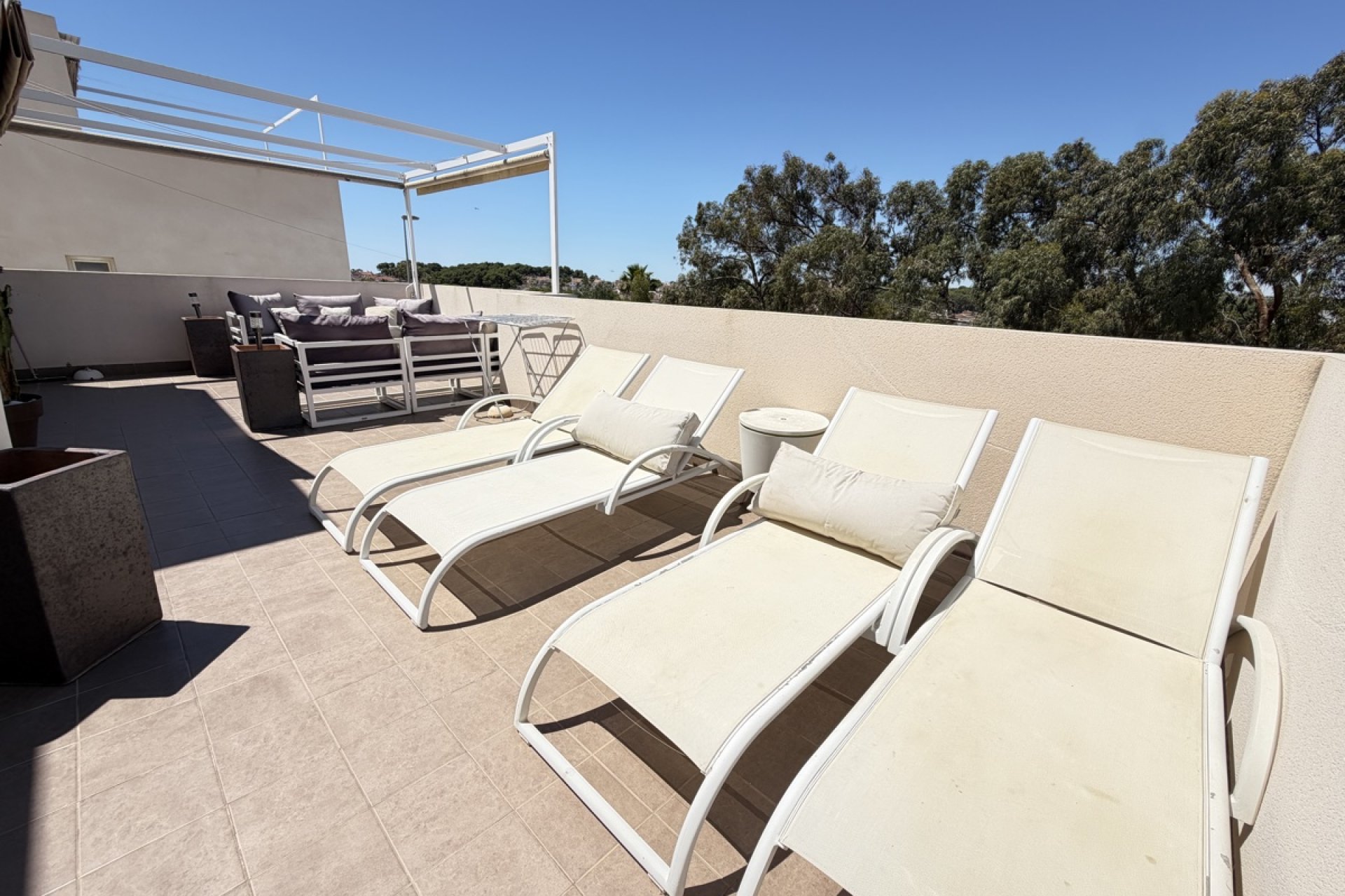 Resale - Villa / House - Orihuela Costa - Mil Palmeras