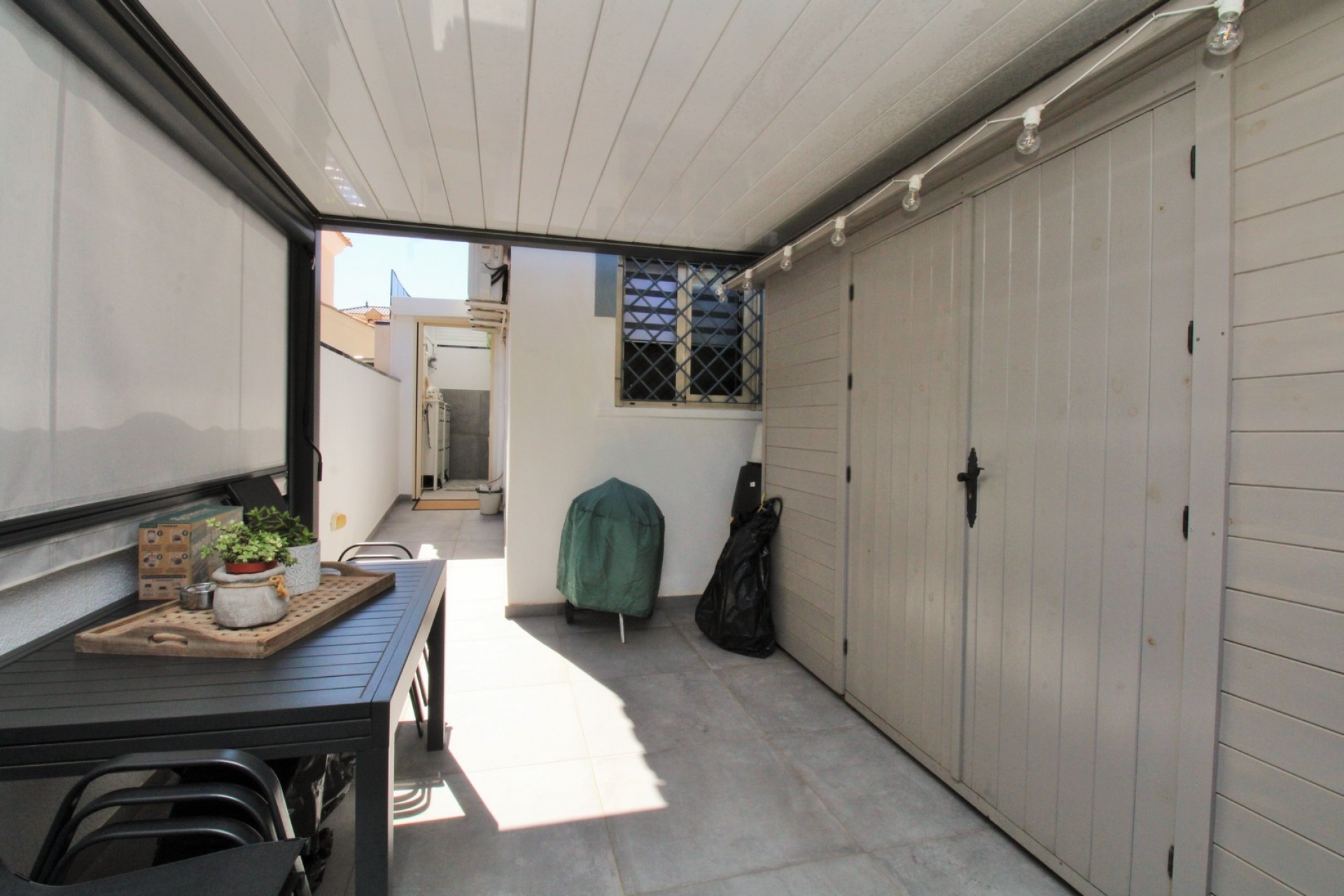 Resale - Villa / House - Orihuela Costa - Mil Palmeras