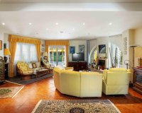 Resale - Villa / House - Orihuela Costa - MUY CERCA DE LA PLAYA