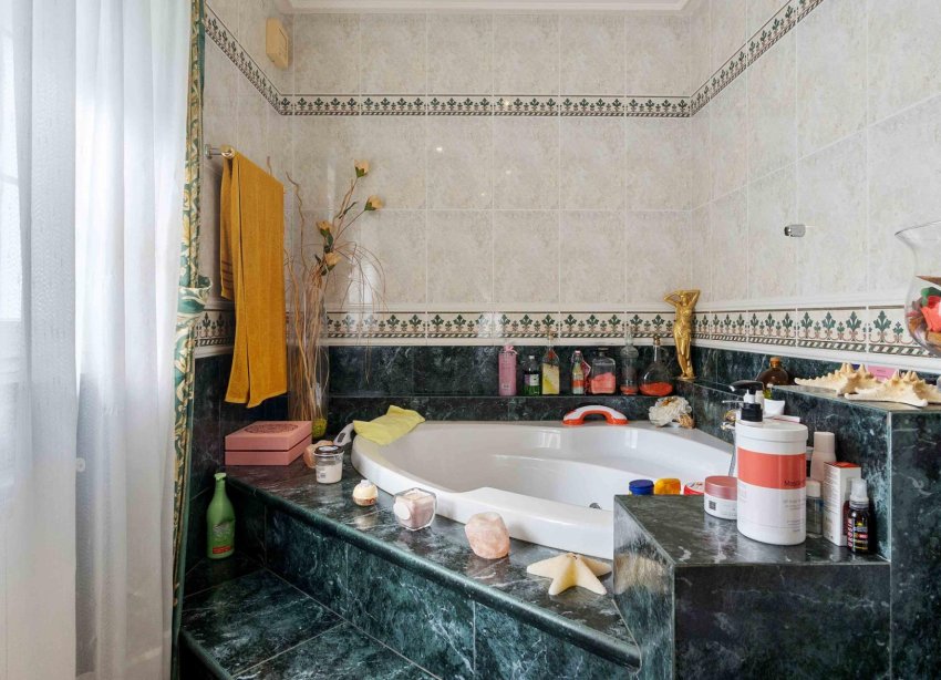 Resale - Villa / House - Orihuela Costa - MUY CERCA DE LA PLAYA