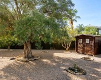 Resale - Villa / House - Orihuela Costa - MUY CERCA DE LA PLAYA